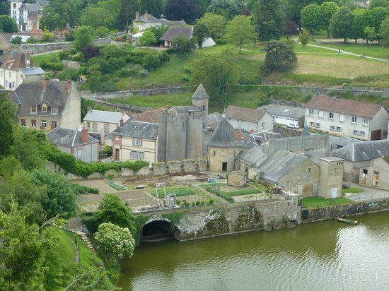 Château de Bourbon-l'Archambault
