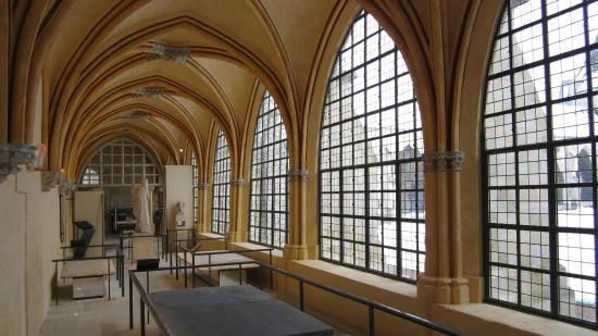 Musée du Cloître Saint-Corneille