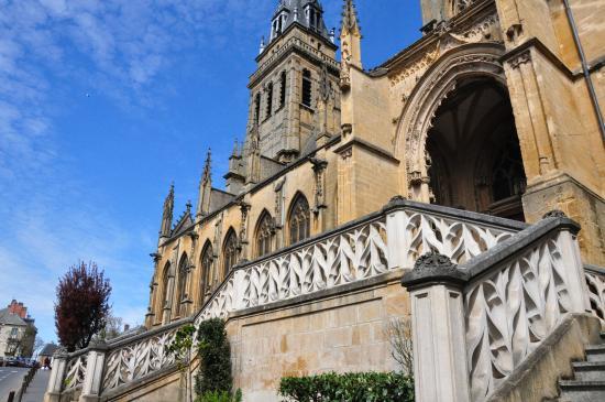 Basilique Notre-Dame-d'Espérance de Charleville-Mézières