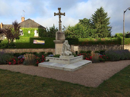 Mémorial de Dun-les-Places