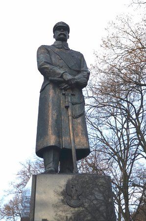 Marshall Jozef Pilsudzki Monument