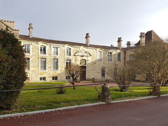 Abbaye Sainte-Marie du Rivet