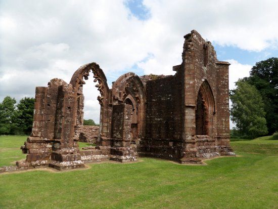Lincluden Collegiate Church