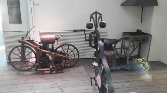 Gottlieb-Daimler-Gedächtnisstätte