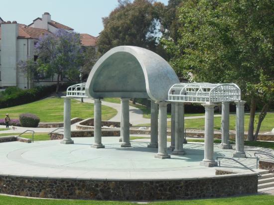 Memorial Bowl & Park