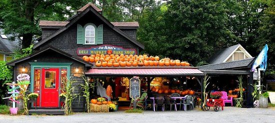 Jo-Ann's Deli Market and Bake Shop