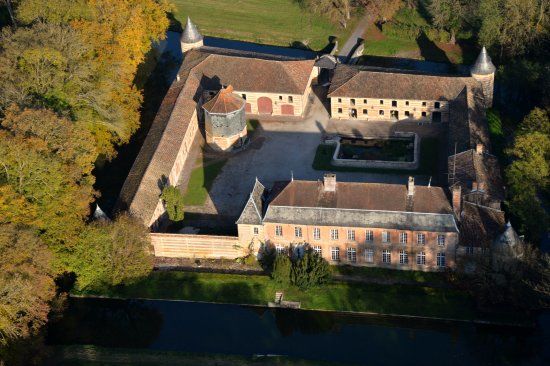 Chateau de Braux Sainte-Cohiere