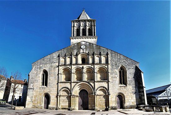 Eglise Paroissiale Saint-Gervais et Saint-Protais