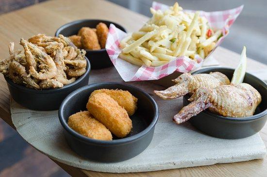 Platform 3 Eatery & Bar