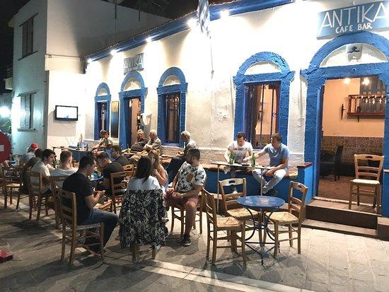 Antika Cafe Bar