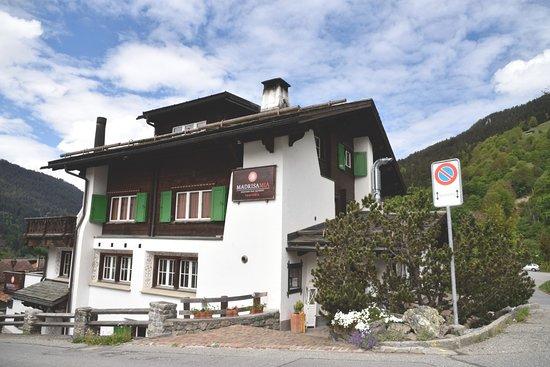 Trattoria Pizzeria Madrisa-Mia