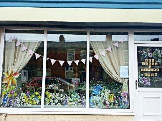 Tea Cakes And Tiaras