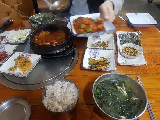 Bu Village Restaurant