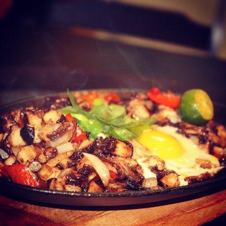 La Famiglia Restaurant