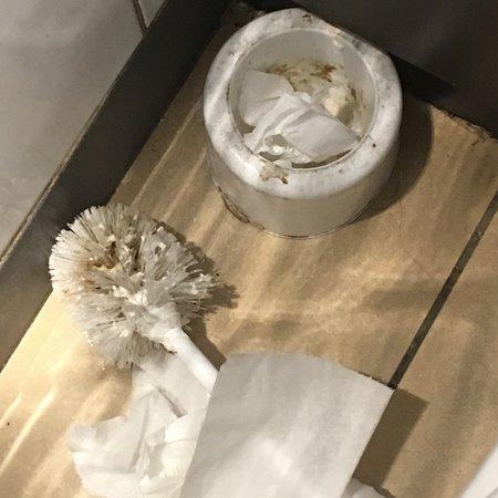 KFC - Fort Shopping Centre