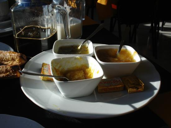 Fonda Toldra Restaurant