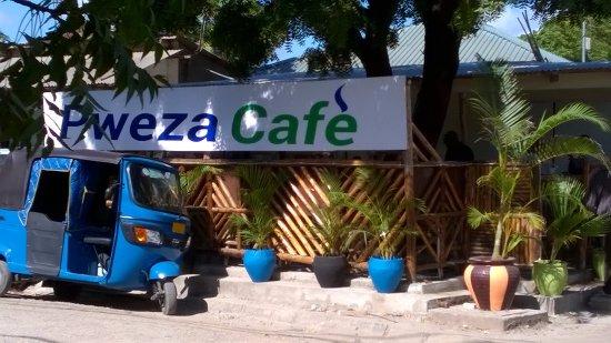 Pweza Cafe
