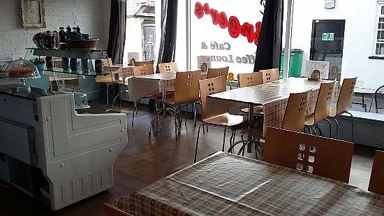 Ginger's Cafe & Coffee Lounge