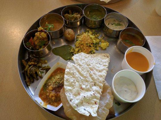 Rajwadi Thali