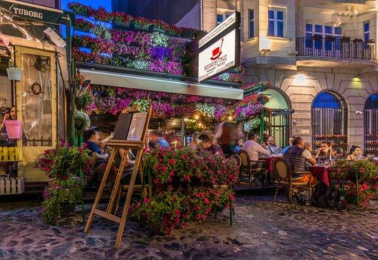 Šesir moj Skadarlija