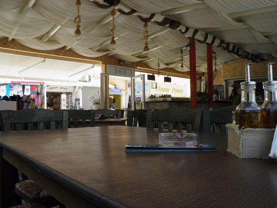 365 All Day Cafe Restaurant