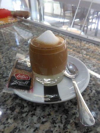 Bar Cafetría Los 19