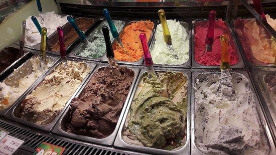 Gelateria Caffe Derby