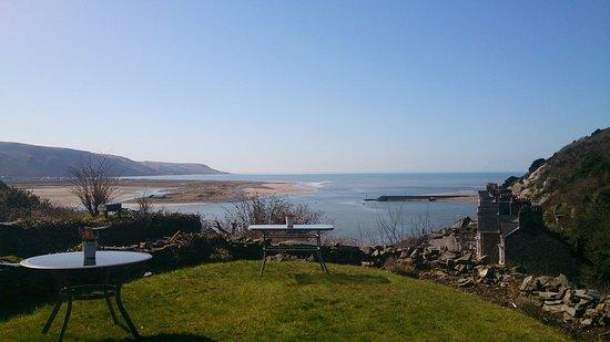 Bae Abermaw Restaurant