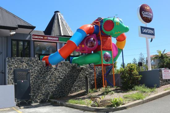 Mermaid Beach Tavern