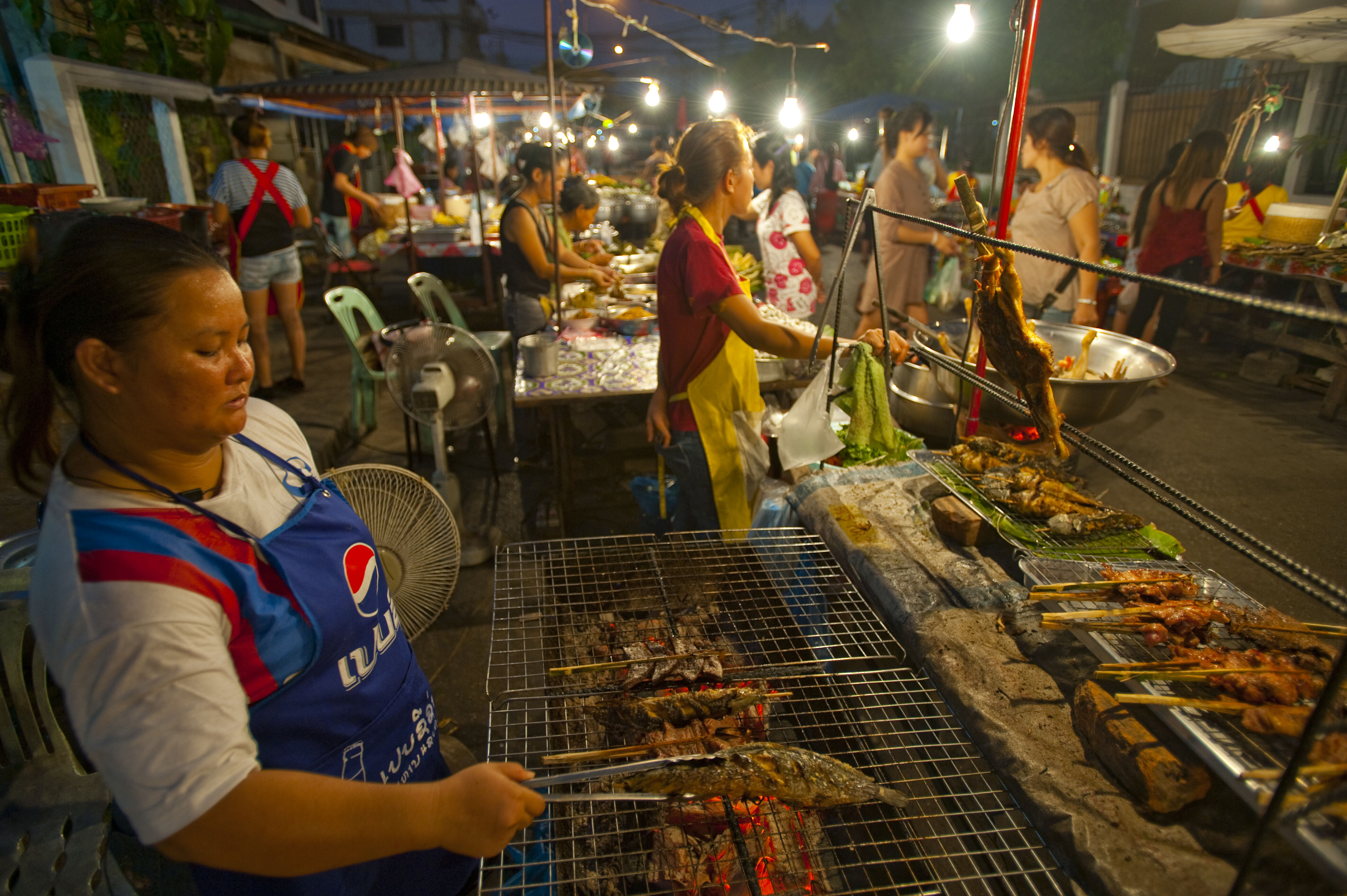 Ban Anou Night Market
