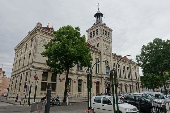 Valence Town Hall