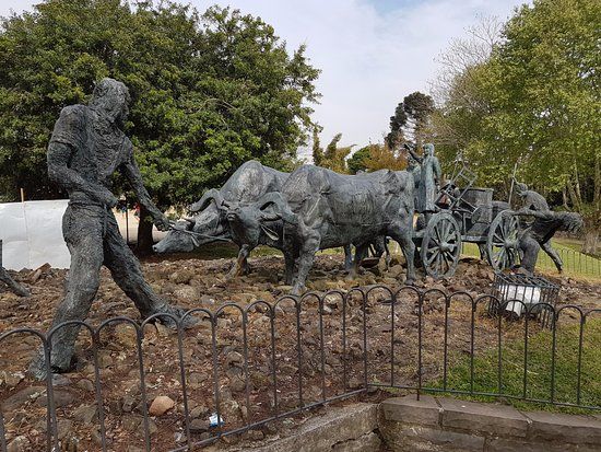 Monument to Immigrants