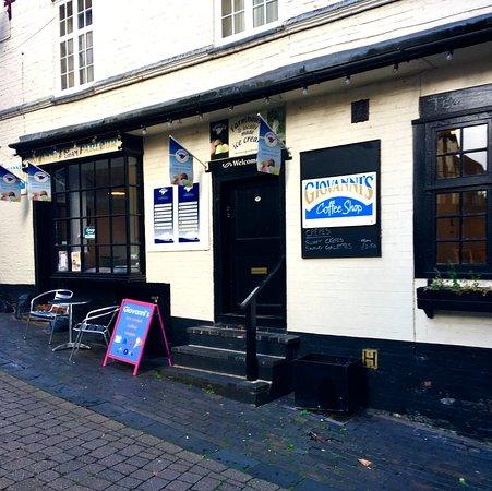 Giovanni's Ice Cream Parlour