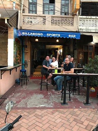 Billabong Sports Bar & Grill
