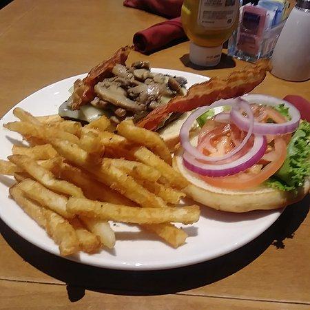 Emerald Restaurant & Bar