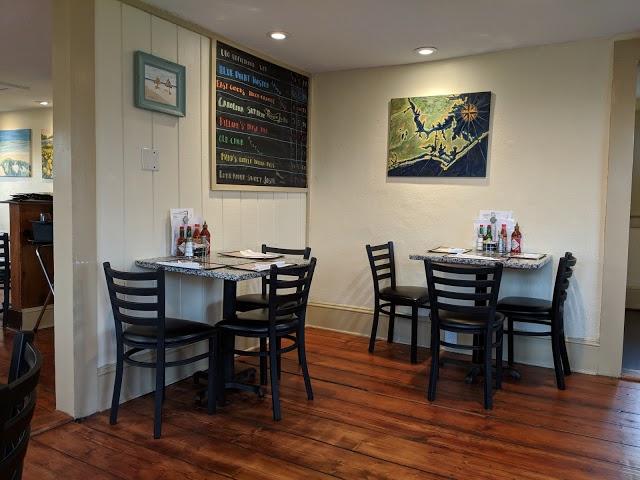 Pollock Street Pub & Oyster Bar