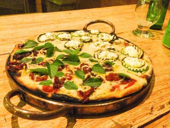 A Forneria Pizzaria por Rafael Transpa