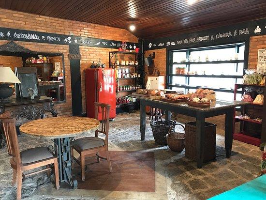 Emporio Gastrobar Far Bakery