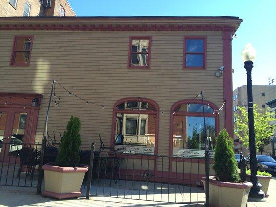 LAX on Lark Restaurant & Lounge