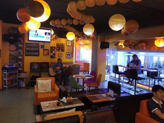 Orange Cafe Lounge