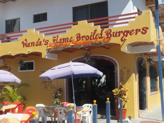 Wanda's Burgers and Ribs