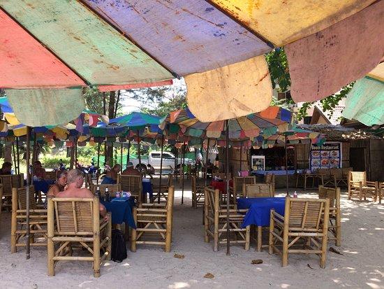 Boom's Beach Restaurant