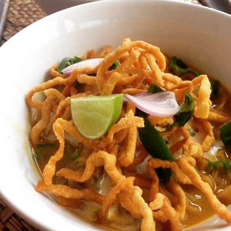 Oasis Bar & Restaurant