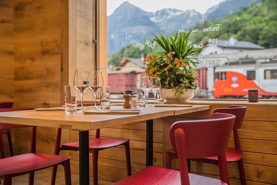 Quai de l'Ours Cafe-Restaurant