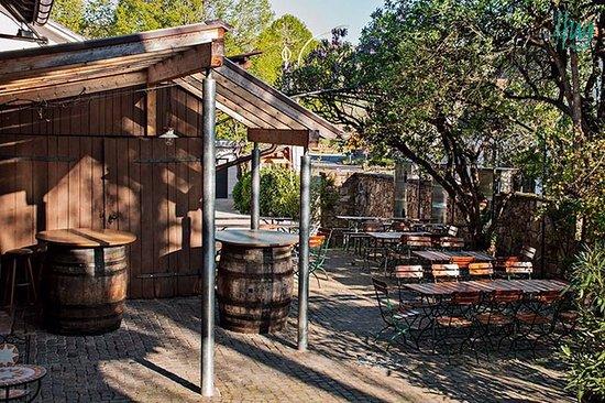 Strausse zur alten Küferei