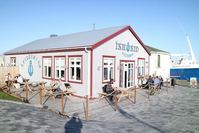 Ishusid Pizzeria Restaurant