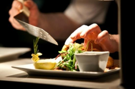 Cosmopolitan Restaurant & Bar