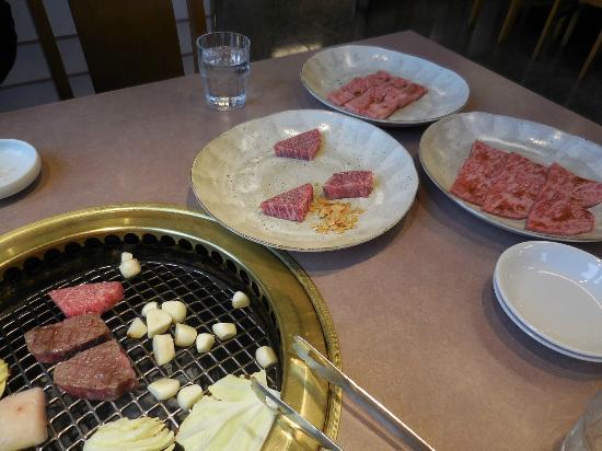 Dairyoku Kazoku Tei Yakiniku Korean Cuisine