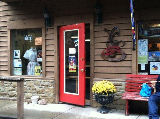 Common Grounds Coffee Bar and Tea Shoppe