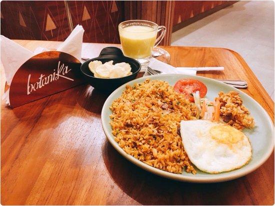 Botanika Resto